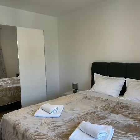 Suran - Appartement Pula