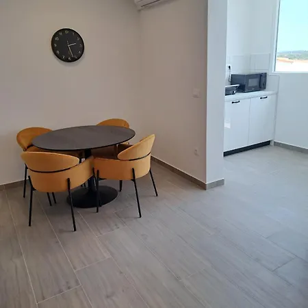 Suran - Apartamento Pula